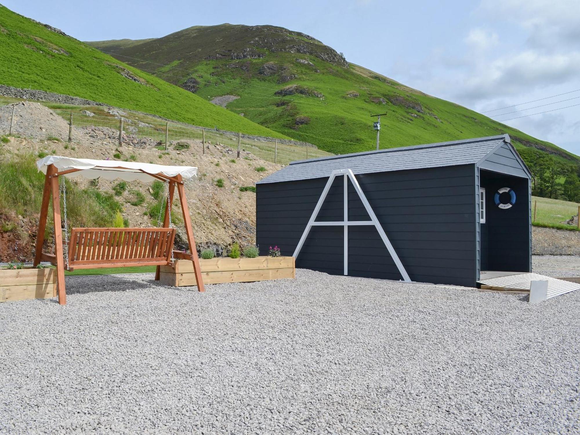 The Rocking Lodge Threlkeld エクステリア 写真