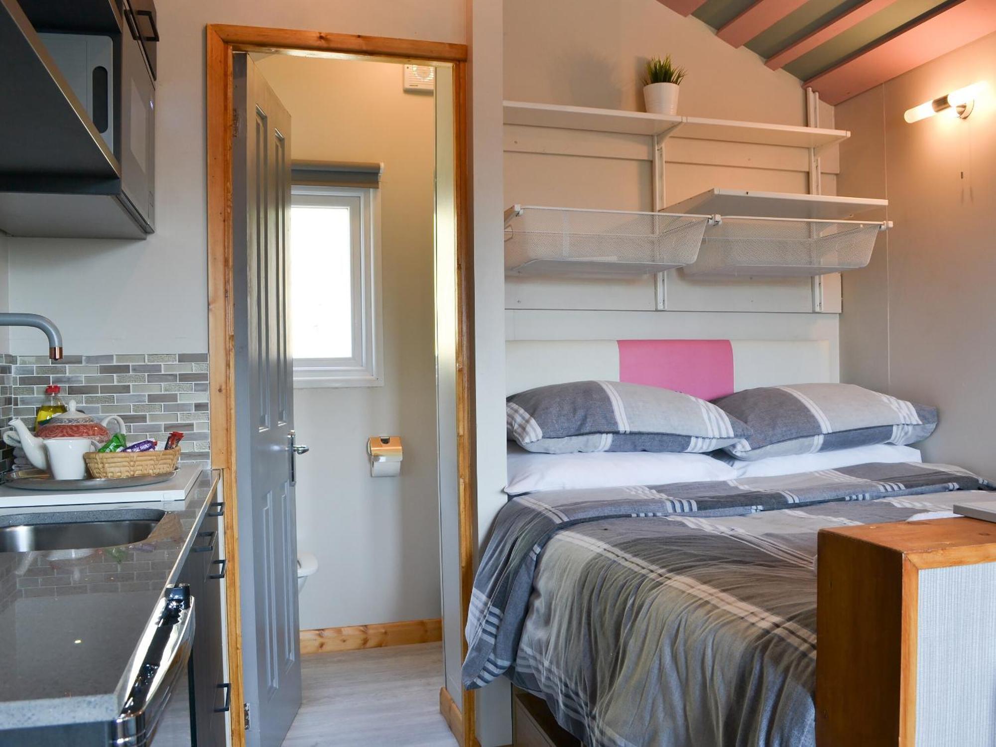 The Rocking Lodge Threlkeld エクステリア 写真