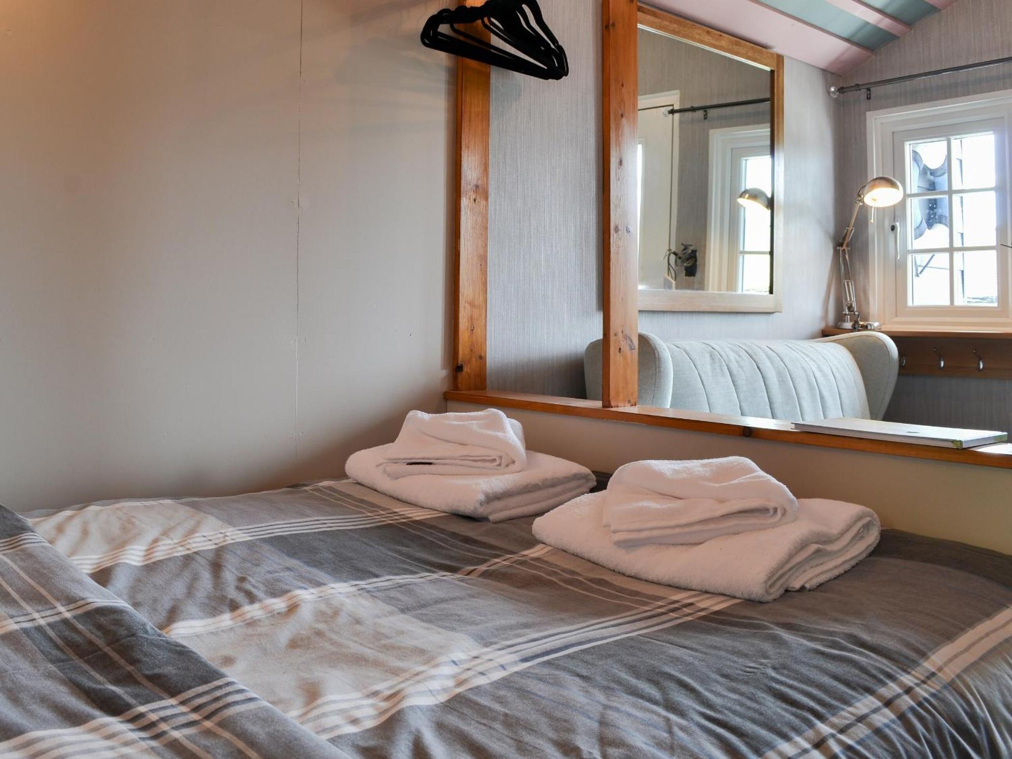 The Rocking Lodge Threlkeld エクステリア 写真